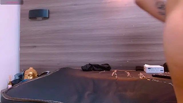 Cutie Shy  online show from February 2025 11:12:02 PM