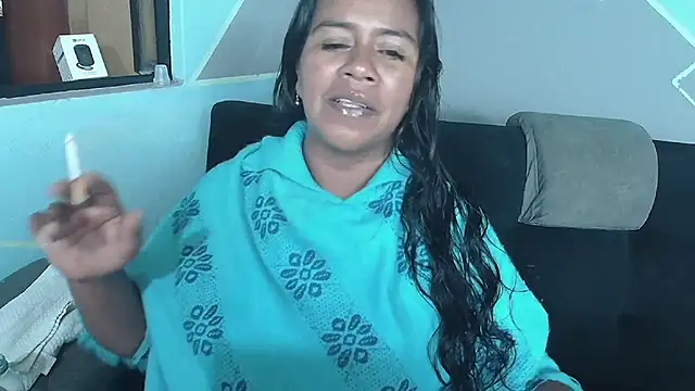 Snapshot of saggil23 chatting on April 2026 04:35:01 AM saggil23 online show from April 2026 04:35:01 AM