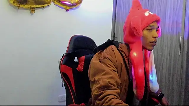 TommyGun 22 online show from December 2024 01:48:01 AM