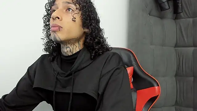 TommyGun 22 online show from February 2026 12:48:01 AM