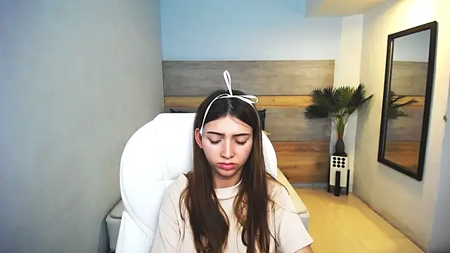 Snapshot of liseth_fox chatting on December 2024 11:13:02 PM liseth fox online show from December 2024 11:13:02 PM