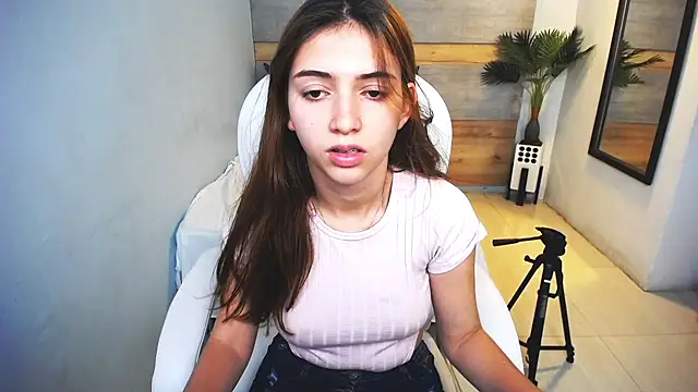 Snapshot of liseth_fox chatting on December 2024 02:09:01 AM liseth fox online show from December 2024 02:09:01 AM