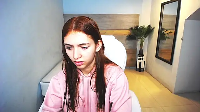 Snapshot of liseth_fox chatting on December 2024 12:34:02 PM liseth fox online show from December 2024 12:34:02 PM