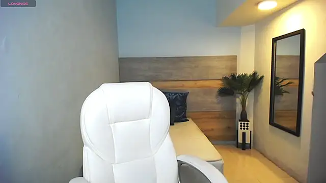 Snapshot of liseth_fox chatting on January 2025 07:39:02 PM liseth fox online show from January 2025 07:39:02 PM