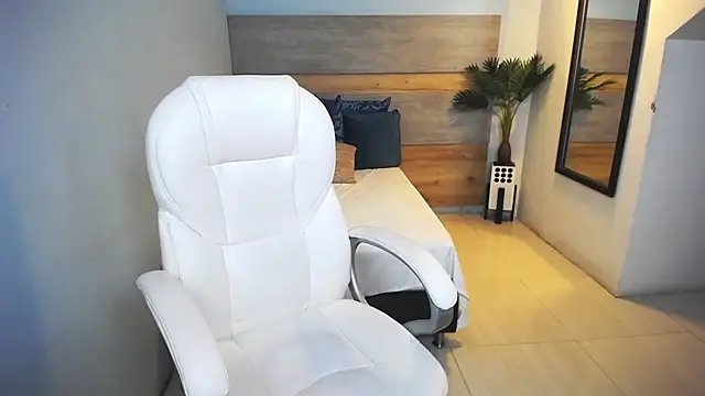 Snapshot of liseth_fox chatting on January 2025 06:45:02 PM liseth fox online show from January 2025 06:45:02 PM