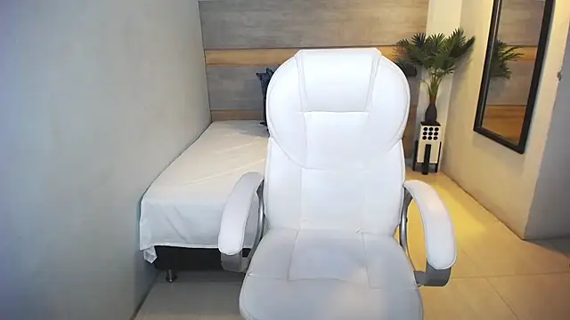 Snapshot of liseth_fox chatting on January 2025 01:52:01 AM liseth fox online show from January 2025 01:52:01 AM