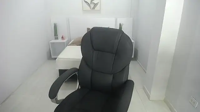 Snapshot of liseth_fox chatting on January 2025 12:30:01 PM liseth fox online show from January 2025 12:30:01 PM