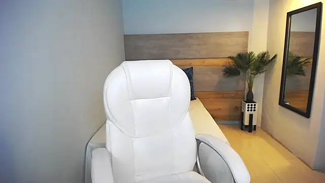 Snapshot of liseth_fox chatting on January 2025 01:43:02 AM liseth fox online show from January 2025 01:43:02 AM