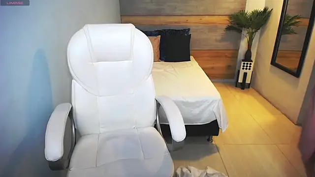 Snapshot of liseth_fox chatting on February 2025 01:35:01 AM liseth fox online show from February 2025 01:35:01 AM