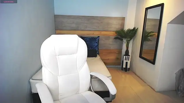 Snapshot of liseth_fox chatting on March 2025 07:17:01 PM liseth fox online show from March 2025 07:17:01 PM