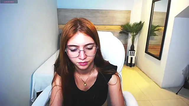 Snapshot of liseth_fox chatting on March 2025 02:10:02 AM liseth fox online show from March 2025 02:10:02 AM