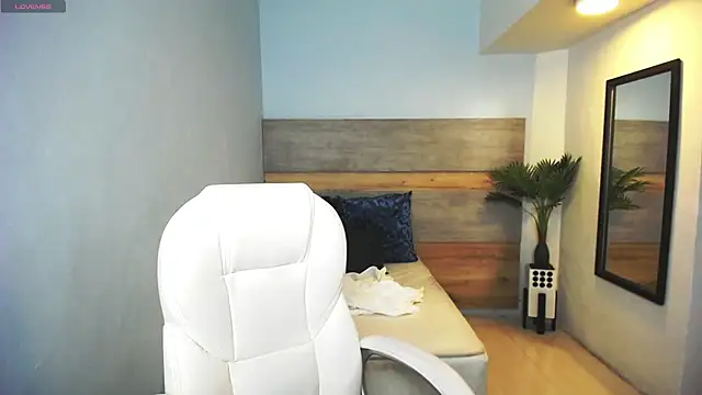 Snapshot of liseth_fox chatting on March 2025 07:38:02 PM liseth fox online show from March 2025 07:38:02 PM