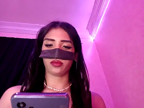 ---sophia--- online show from October 2025 07:20:02 PM