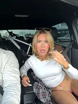 Lara Bergmann online show from December 2024 11:55:01 AM