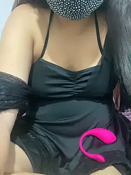 Snapshot of Crowny_girl chatting on March 2026 03:12:01 AM Crowny girl online show from March 2026 03:12:01 AM