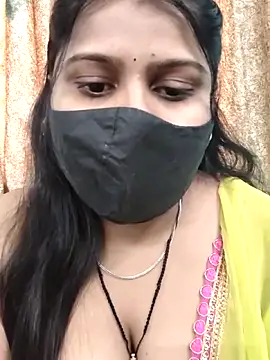 Hotty-simran online show from November 2025 04:23:02 AM