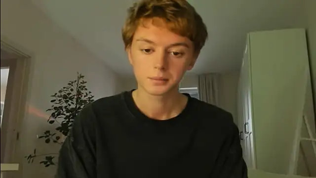 Snapshot of agelandreww chatting on January 2026 12:40:02 PM agelandreww online show from January 2026 12:40:02 PM