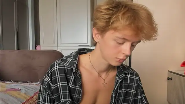 agelandreww online show from June 2026 08:50:01 AM