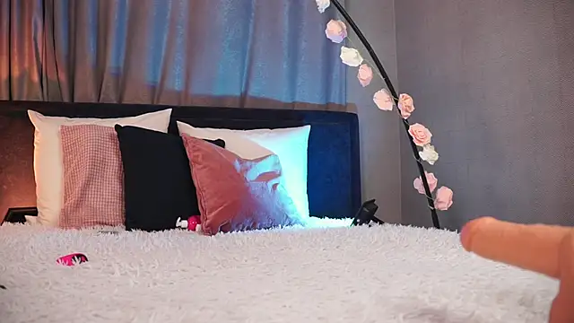 AnnLevine online show from February 2025 07:45:02 AM