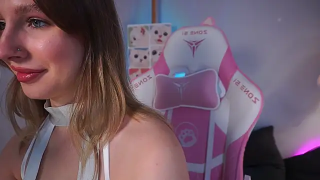 AnnLevine online show from November 2025 02:16:01 PM