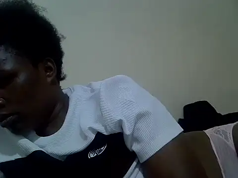 Snapshot of sweetangel41 chatting on December 2025 05:42:02 PM sweetangel41 online show from December 2025 05:42:02 PM