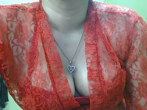 LOVERIAKOL online show from May 2026 05:42:02 PM