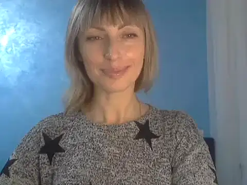 Snapshot of EffectMaya chatting on January 2025 08:14:01 PM EffectMaya online show from January 2025 08:14:01 PM