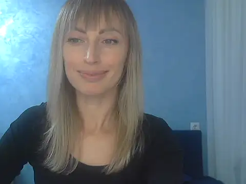 Snapshot of EffectMaya chatting on November 2025 02:37:02 PM EffectMaya online show from November 2025 02:37:02 PM