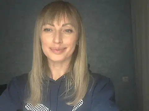 Snapshot of EffectMaya chatting on December 2025 08:04:02 PM EffectMaya online show from December 2025 08:04:02 PM