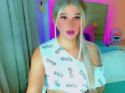 TaylorMon online show from September 2025 12:44:02 AM