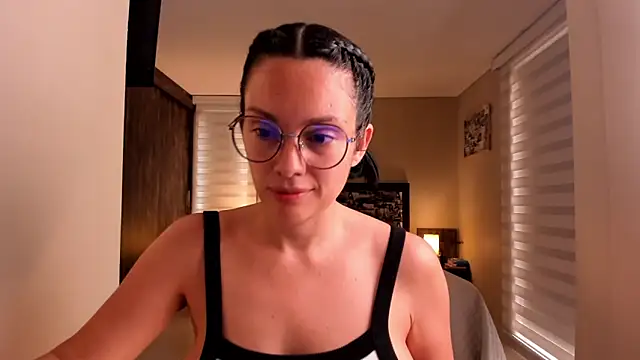 anabel 025 online show from December 2025 04:35:01 PM