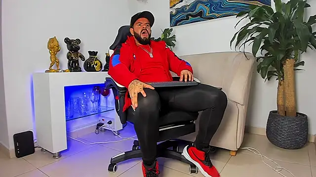 Johnnygrayson1 online show from January 2026 12:16:01 AM