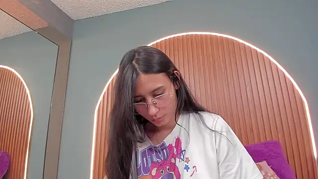 NayeCloud online show from February 2026 06:40:02 AM