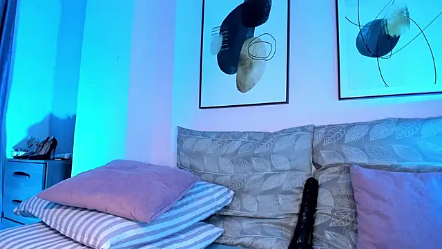 rose xd online show from February 2025 01:02:02 AM