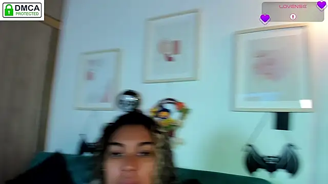 aleja montiel   online show from October 2025 12:38:01 PM