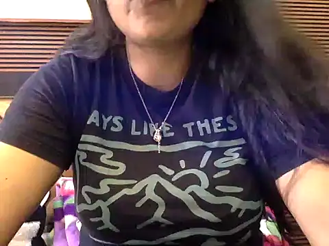 Snapshot of HaaniKaur chatting on October 2025 08:25:01 AM HaaniKaur online show from October 2025 08:25:01 AM