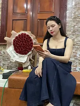 Snapshot of LiLi-Kirix99 chatting on May 2026 02:01:02 PM LiLi-Kirix99 online show from May 2026 02:01:02 PM
