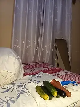 sexxylucia online show from May 2026 10:39:01 PM