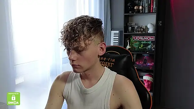 Keytaro online show from October 2025 10:08:02 AM