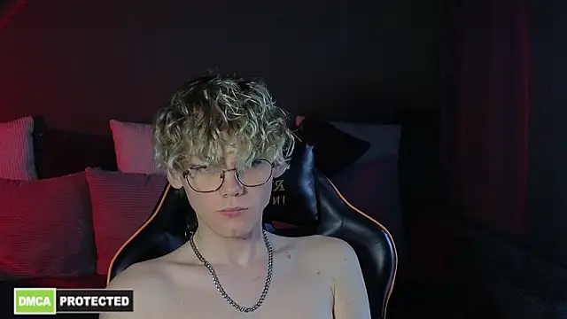 Keytaro online show from March 2026 08:26:33 AM