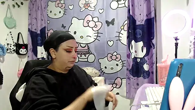 lussyevans24 online show from November 2025 05:52:01 AM