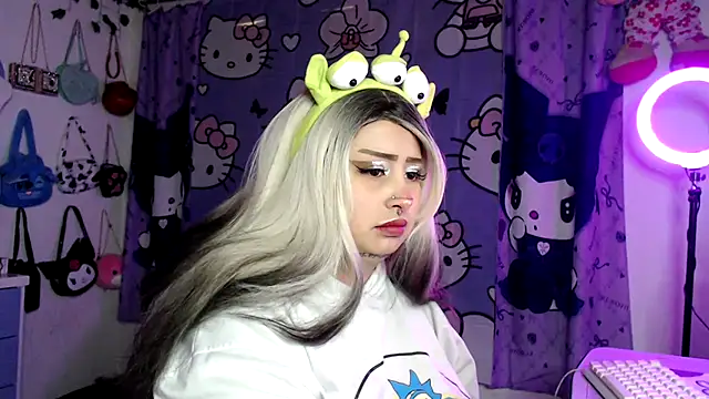 lussyevans24 online show from February 2026 06:29:02 AM