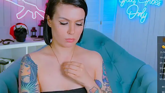 My toys pink online show from January 2025 11:10:02 PM