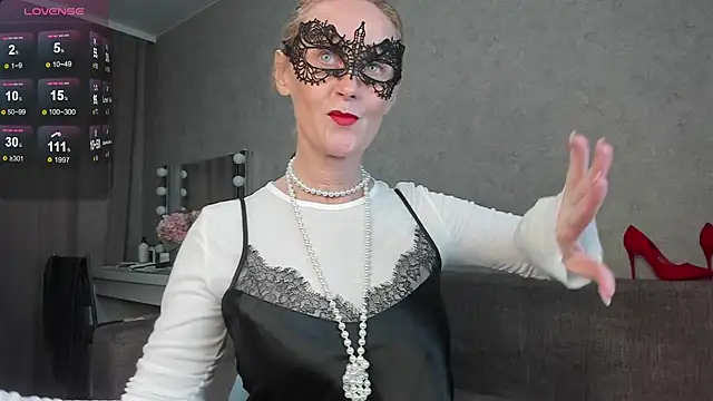 Snapshot of angelica_marquise chatting on September 2025 04:23:02 PM angelica marquise online show from September 2025 04:23:02 PM