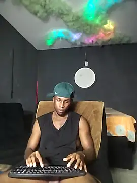 Snapshot of Ostinsanto chatting on November 2025 01:51:02 AM Ostinsanto online show from November 2025 01:51:02 AM