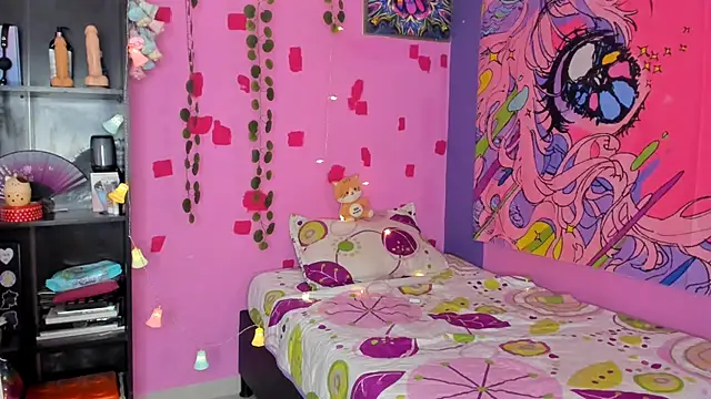 kittyzenn online show from March 2025 07:12:02 AM