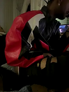 Snapshot of esteraulxxx chatting on September 2025 08:52:02 PM esteraulxxx online show from September 2025 08:52:02 PM