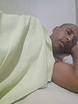 Snapshot of Binhosex2024 chatting on November 2025 06:23:01 AM Binhosex2024 online show from November 2025 06:23:01 AM