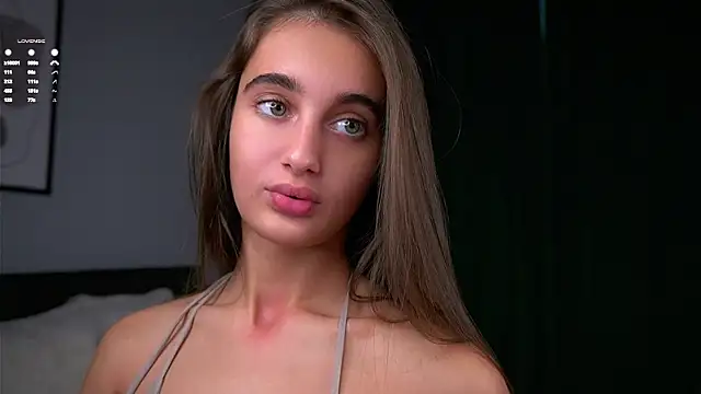 Snapshot of PiquingOgalala chatting on November 2025 01:08:01 AM PiquingOgalala online show from November 2025 01:08:01 AM