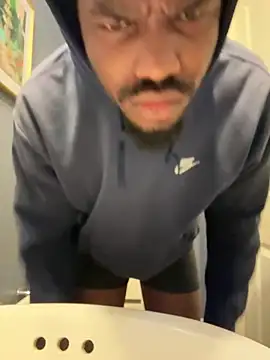 Snapshot of zerodaddydom chatting on January 2025 12:06:02 PM zerodaddydom online show from January 2025 12:06:02 PM